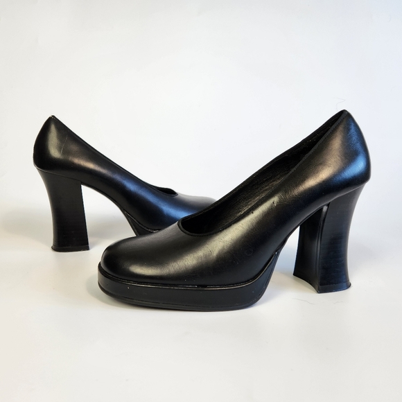 Xhilaration Heels Womens Size 7 Y2k Black‎ Leather Slip On Chunky Platform Heels - Picture 1 of 11
